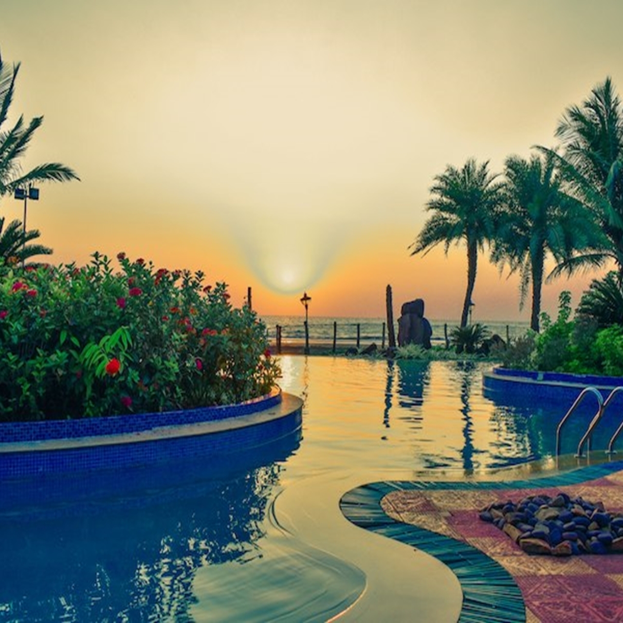 Hotel Ratnasagar Beach Resort 3 Hrs Star Hotel In Ratnagiri State Of Maharashtra You can use a storage room, a smoking area and a parking lot at the venue. hotel ratnasagar beach resort 3 hrs