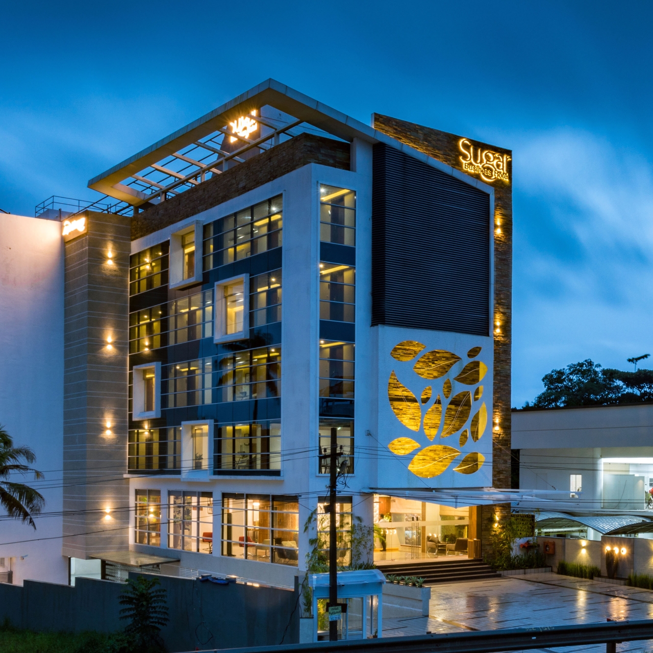 Sugar Business Hotel Cochin 4 Hrs Star Hotel In Ernakulam State Of Kerala Luxury hotels near cochin international. sugar business hotel cochin 4 hrs