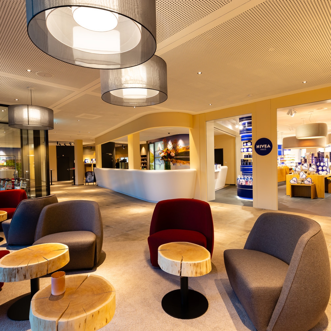 hotel aja zurich zwitserland bij hrs met gratis diensten