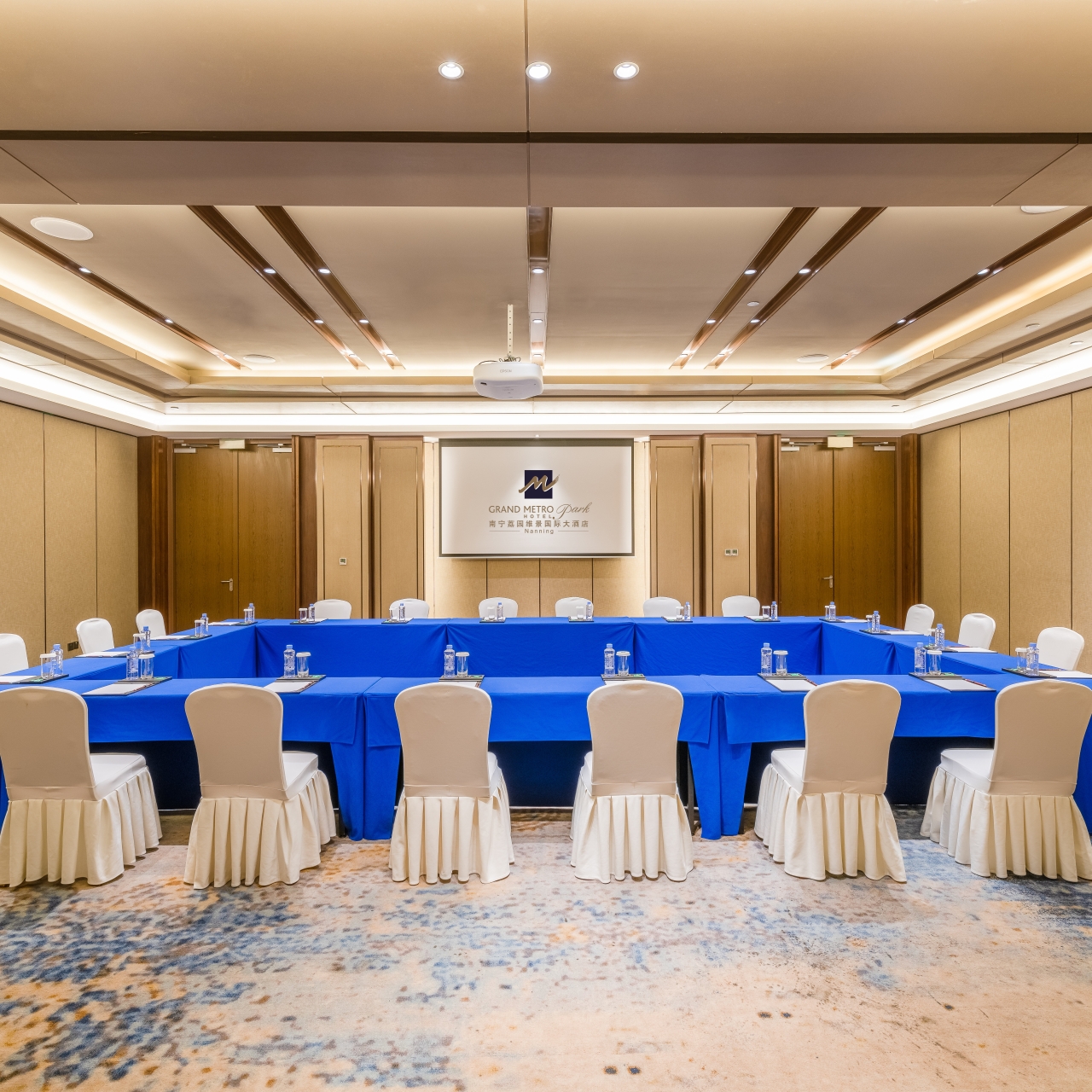 Grand Metro Park Hotel 5 Hrs Star Hotel In Nanning Guangxi Zhuang Autonomous Region Metropark hotel, cebu city, philippines. hrs