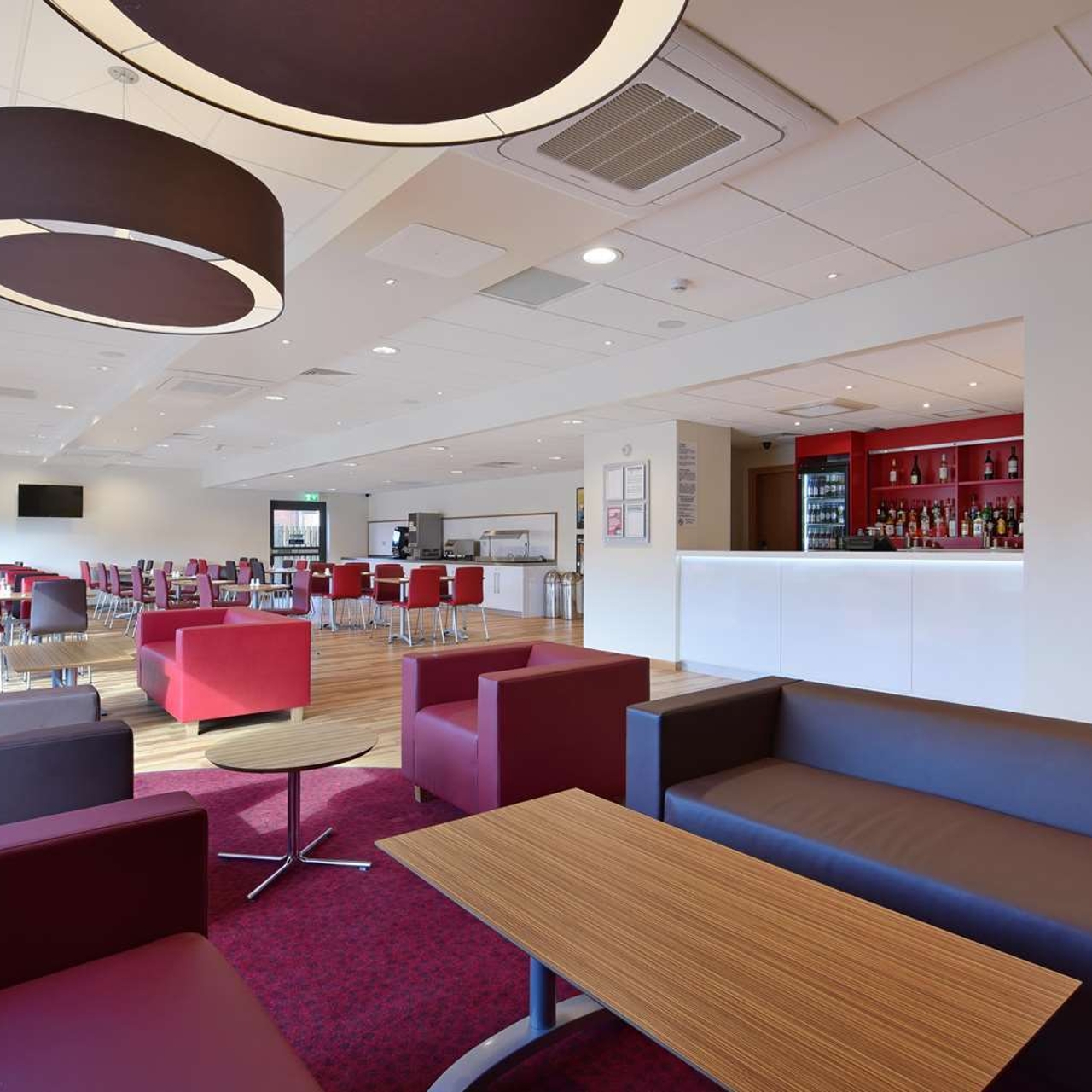 Hotel Travelodge Bury St Edmunds United Kingdom At Hrs With Free Services Travelodge is located at fiveways, bury st. hotel travelodge bury st edmunds united