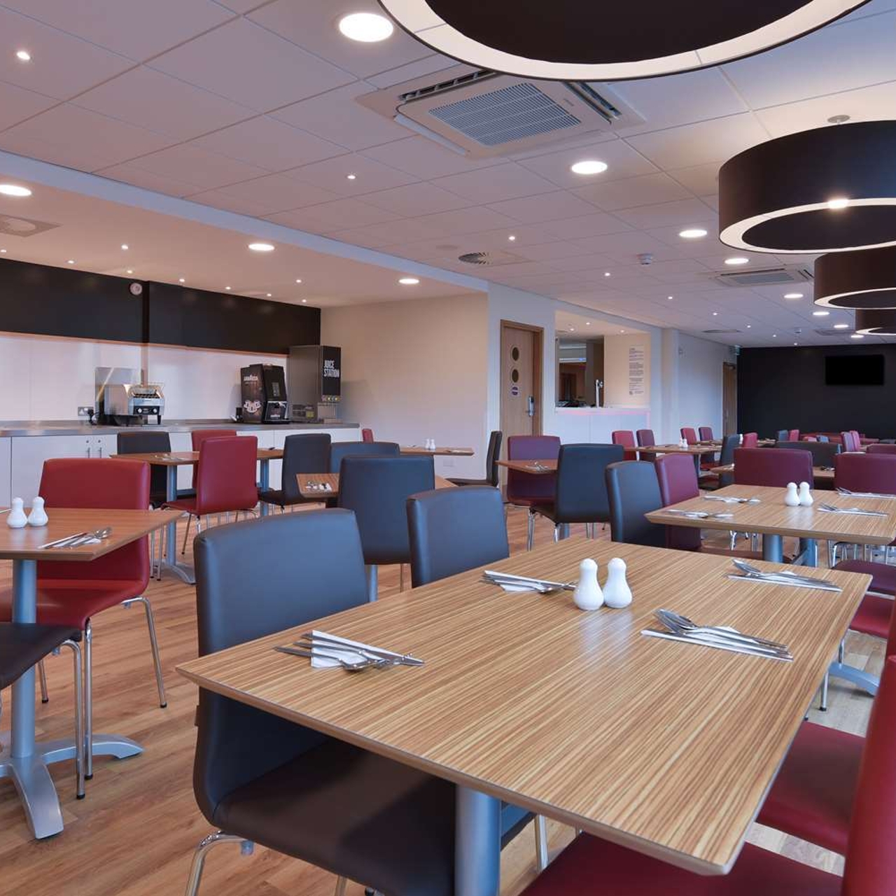 hotel travelodge solihull united kingdom at hrs with free services