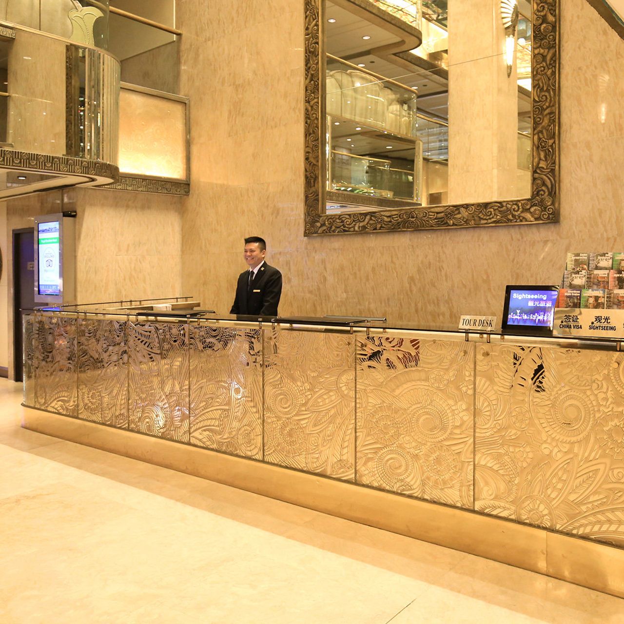 Hotel Regal Kowloon - Hongkong - Great prices at HOTEL INFO