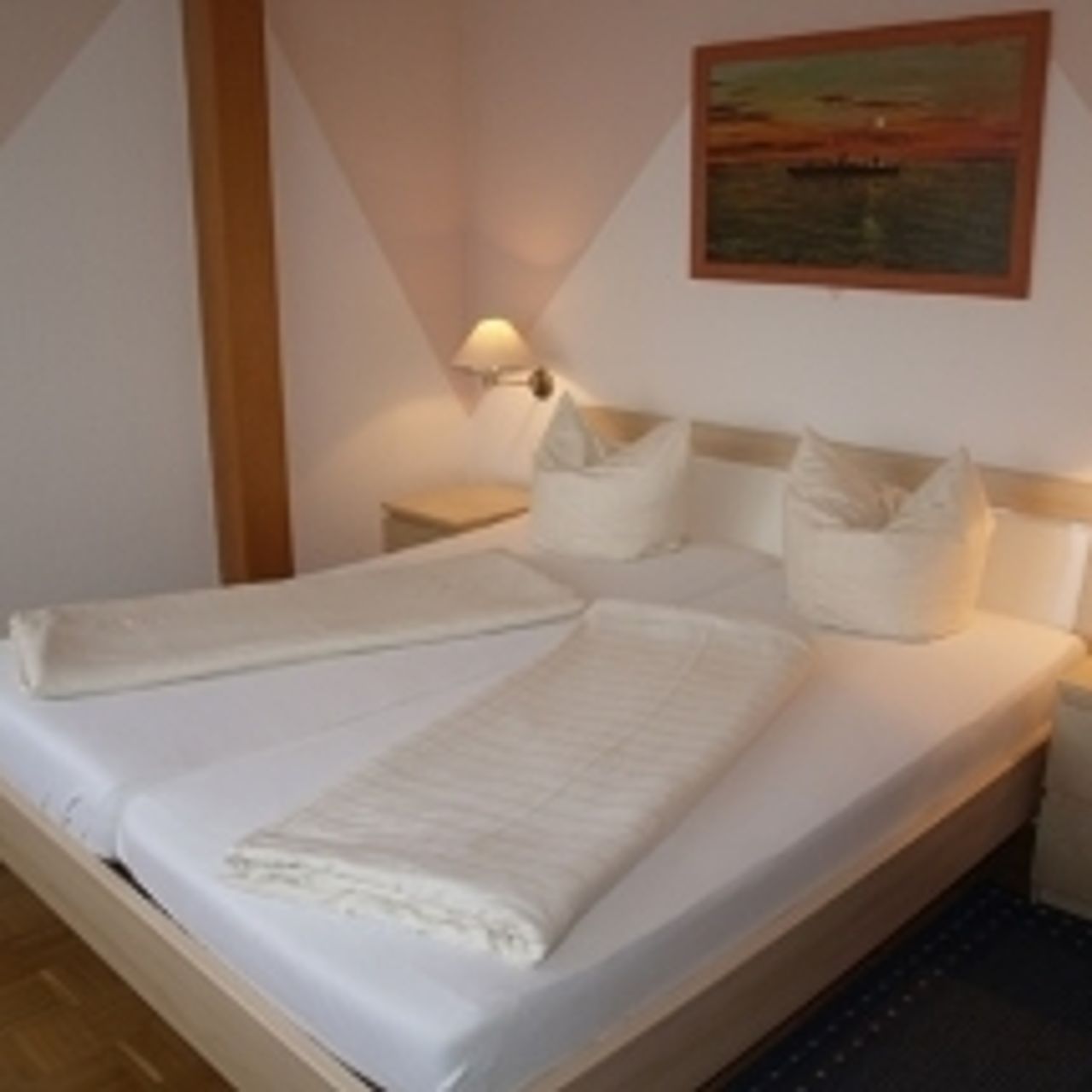 Hotel Grüner Kranz in Heilbronn - HOTEL DE