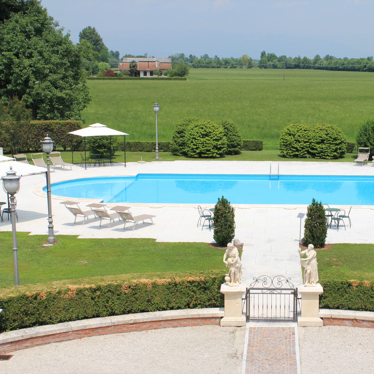 Hotel Best Western Plus Villa Tacchi - Gazzo presso HRS con servizi gratuiti