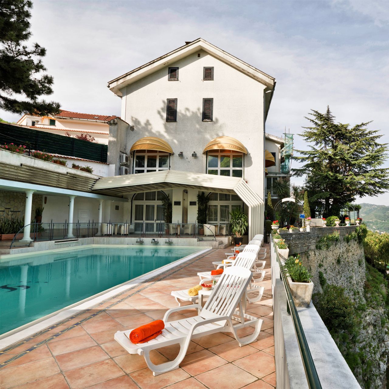 Hotel Scapolatiello - Cava de' Tirreni presso HRS con servizi gratuiti