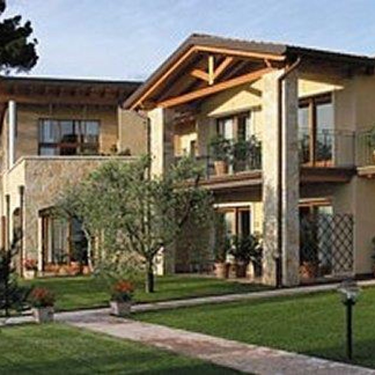 Hotel Residence Ca del Lago - Torri del Benaco presso HRS con servizi  gratuiti