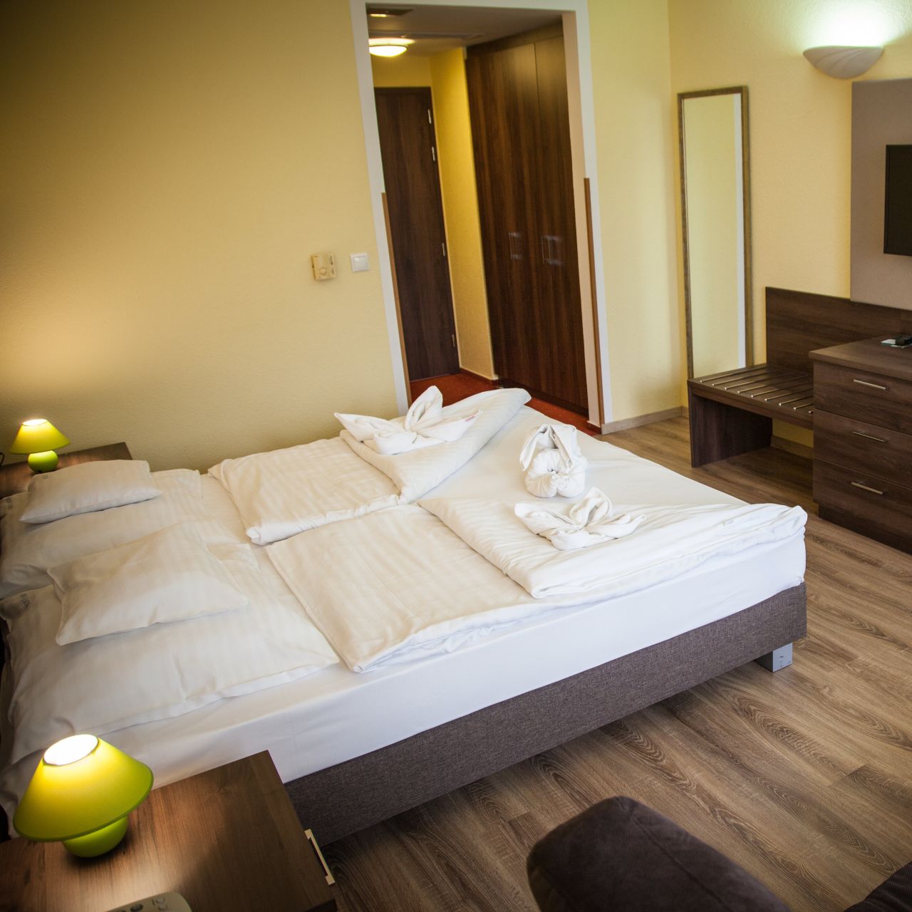 Hotel Jade - Veszprém - Great prices at HOTEL INFO