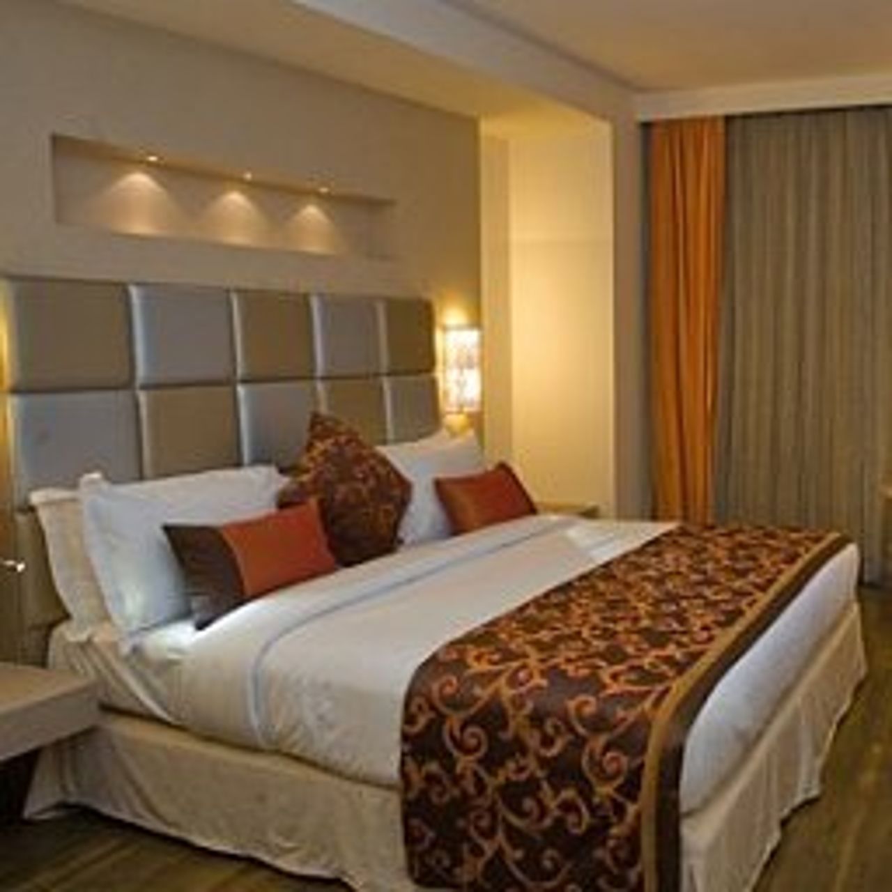 Hotel The Sonnet - Calcutta chez HRS avec services gratuits