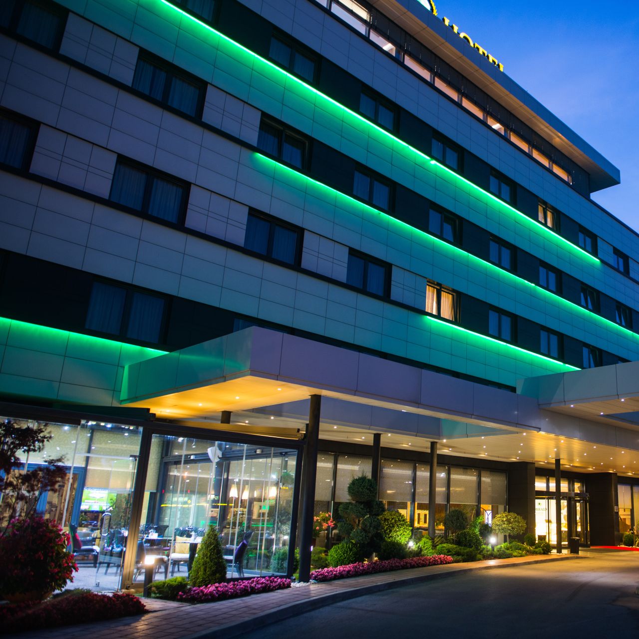 Emerald Hotel - Priština - Great prices at HOTEL INFO