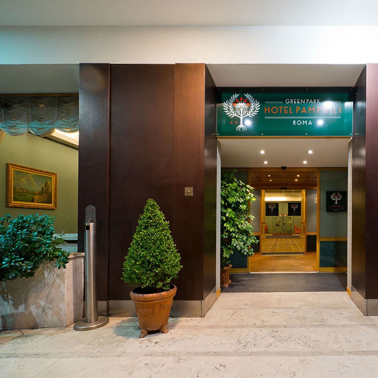 ELE Green Park Hotel Pamphili - Rome chez HRS avec services gratuits