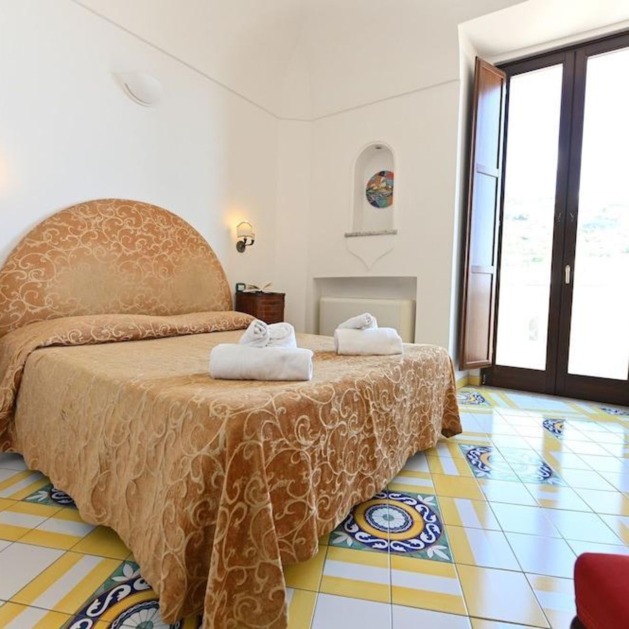 Hotel Croce di Amalfi presso HRS con servizi gratuiti