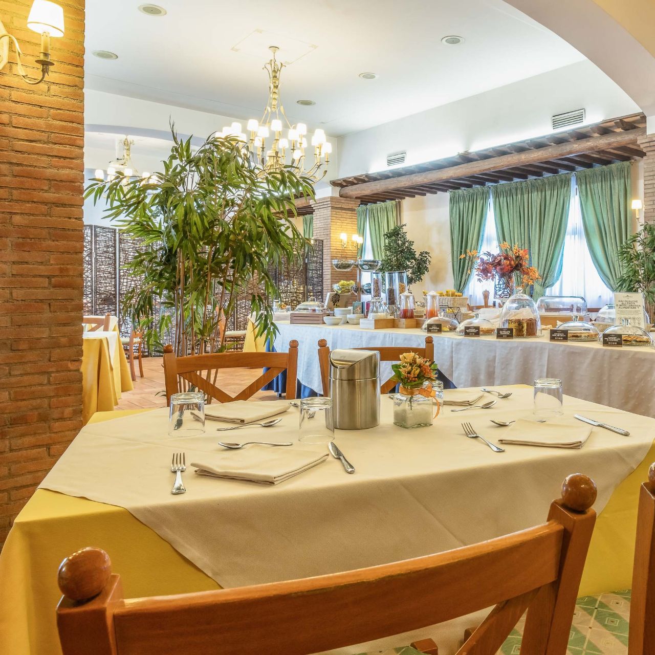 Hotel La Pergola - Magliano Sabina presso HRS con servizi gratuiti