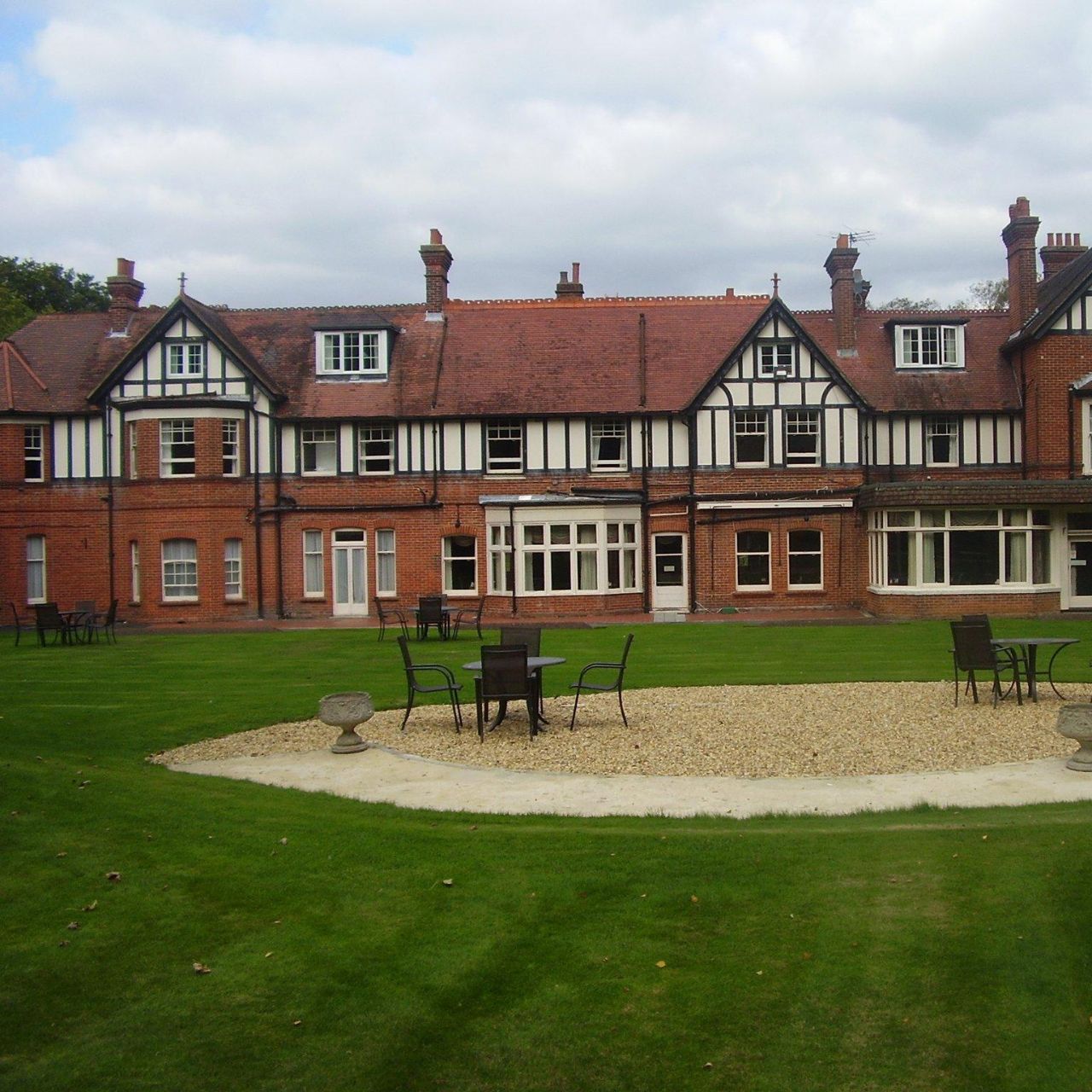 Forest Park Hotel - New Forest - HOTEL INFO