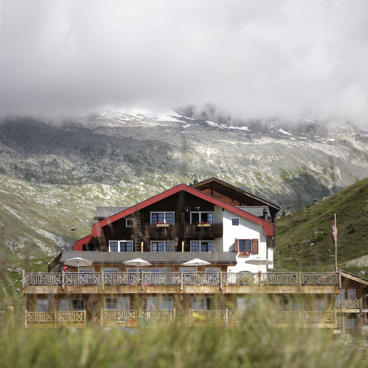 The hamilton lodge sales