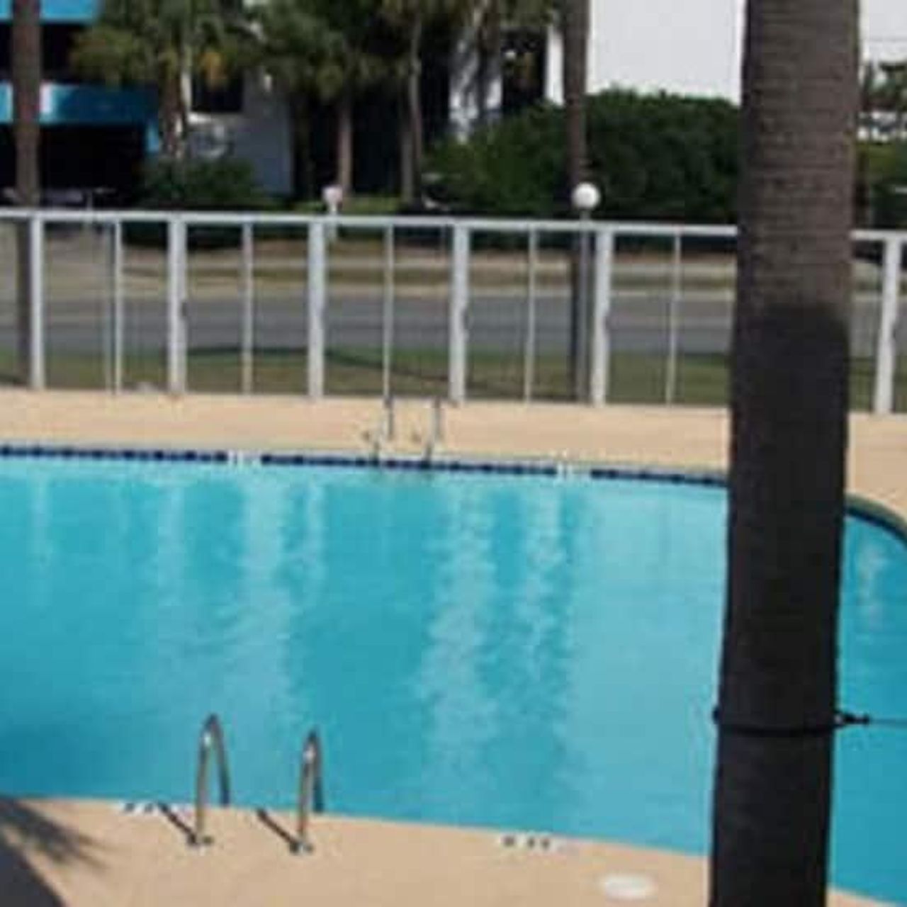 Wave rider hotel deals