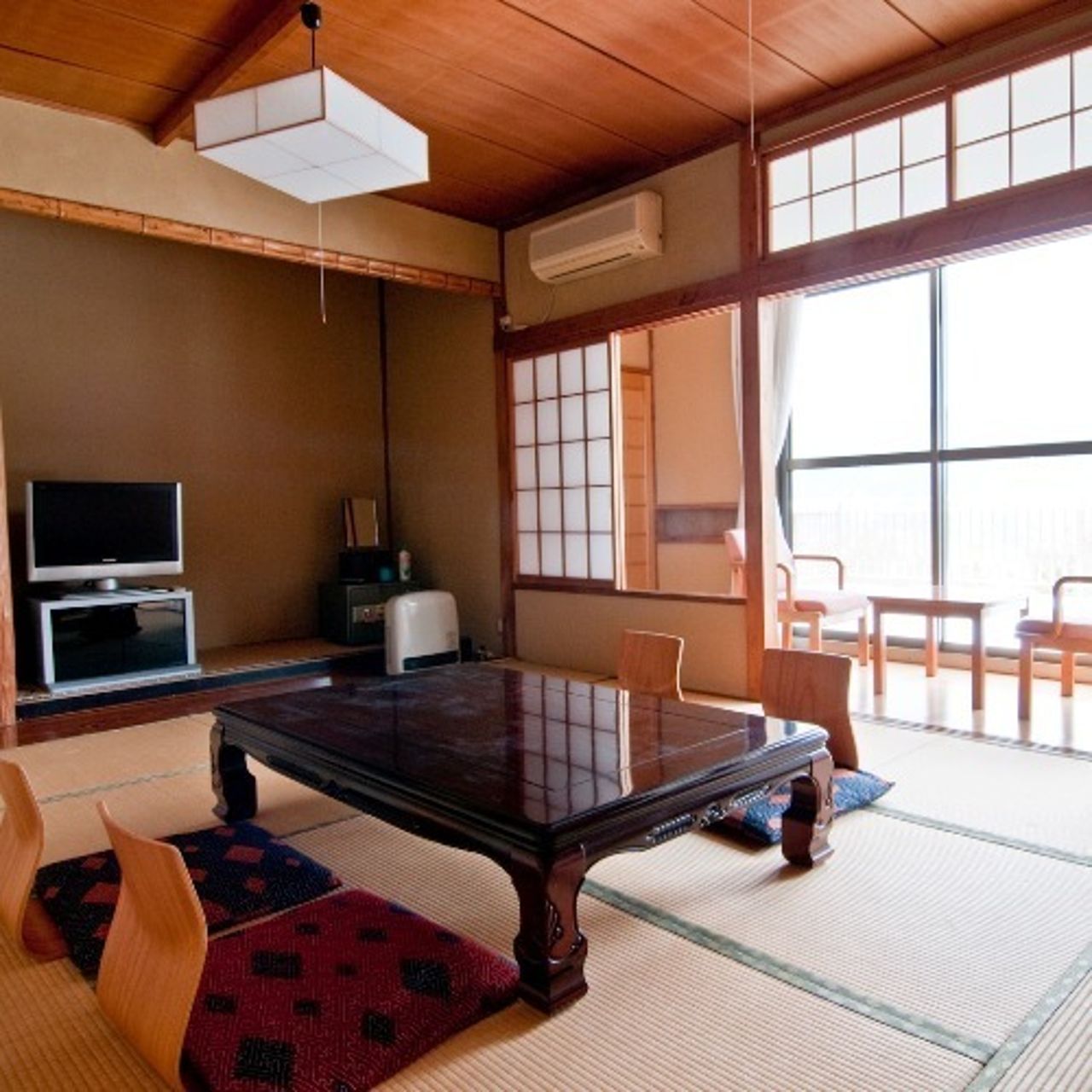 Kanon on sale coffee table