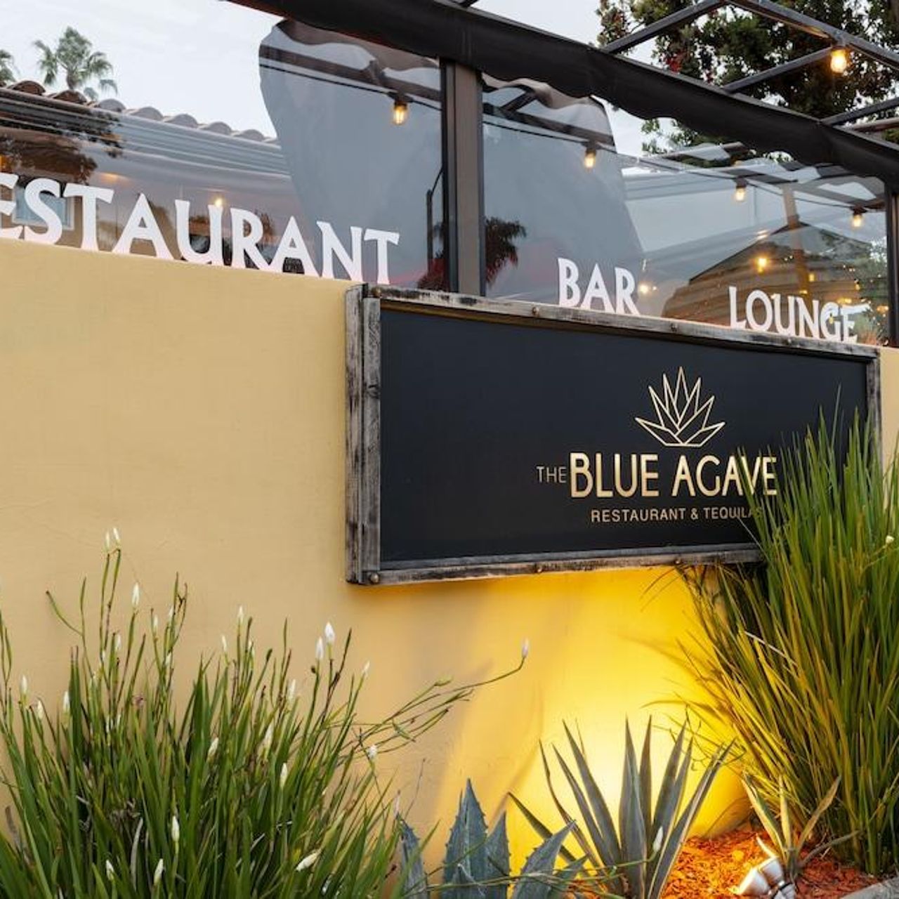 CLOCKTOWER INN Ventura Great prices at HOTEL INFO