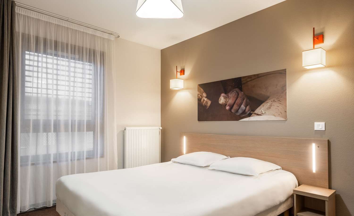 Hotel Nehô Suites Porte de Genève - Annemasse chez HRS avec services  gratuits