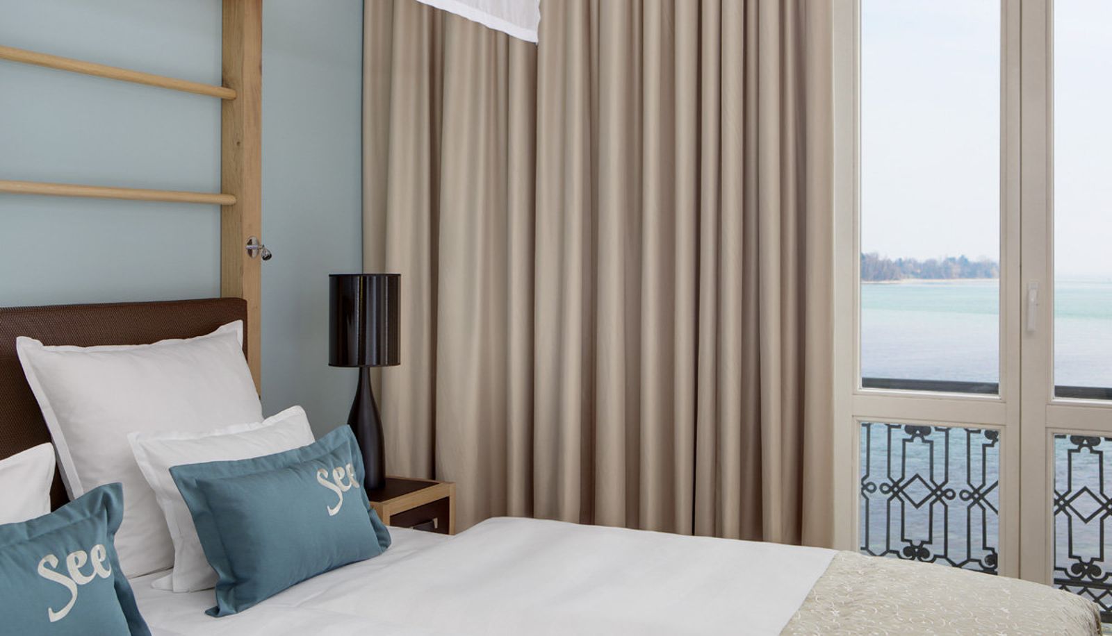 Room with lake view - Steigenberger Inselhotel