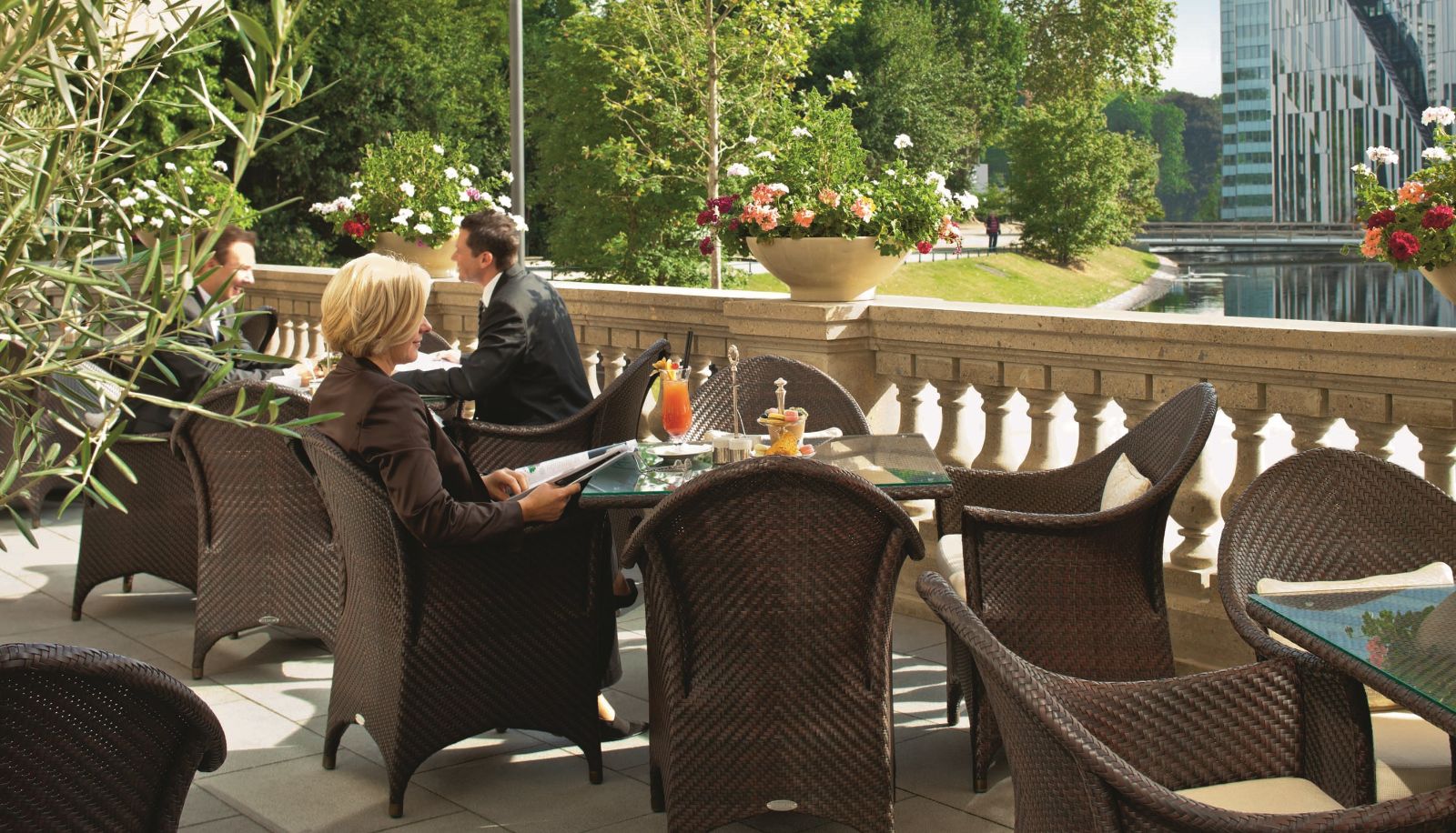 Terraza - Steigenberger Parkhotel Düsseldorf