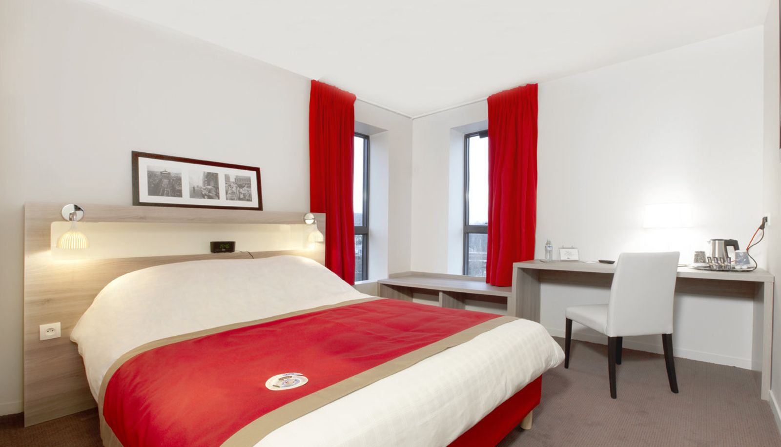 Chambre supérieure (double) - Kyriad Paris Est Bois de Vincennes