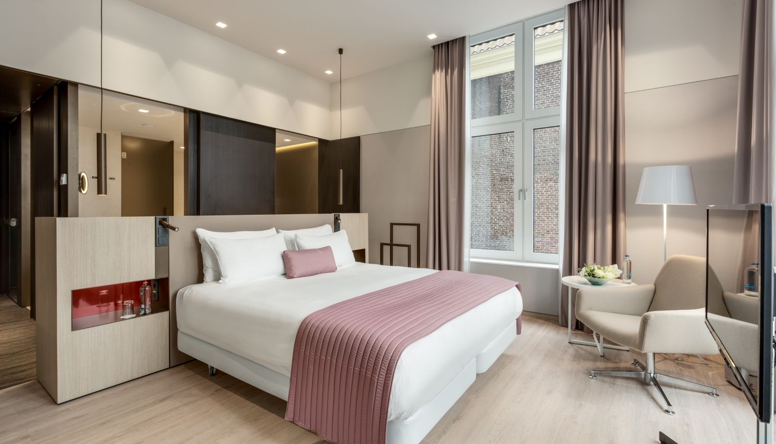 Habitación corporativa - Anantara G. Hotel Krasnapolsky