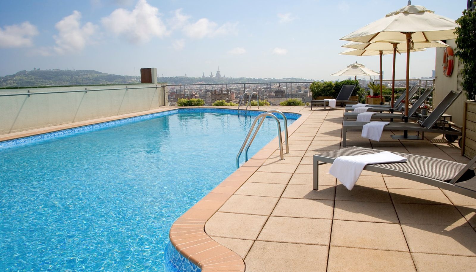 Pool - NH Collection Calderon