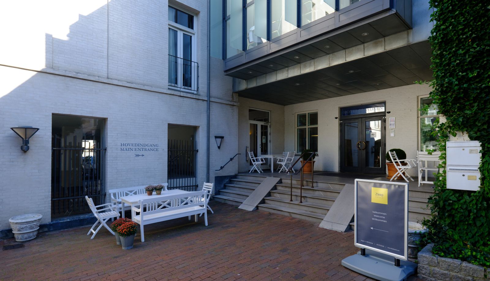 Terrace - Four Points Flex by Sheratonl Roskilde