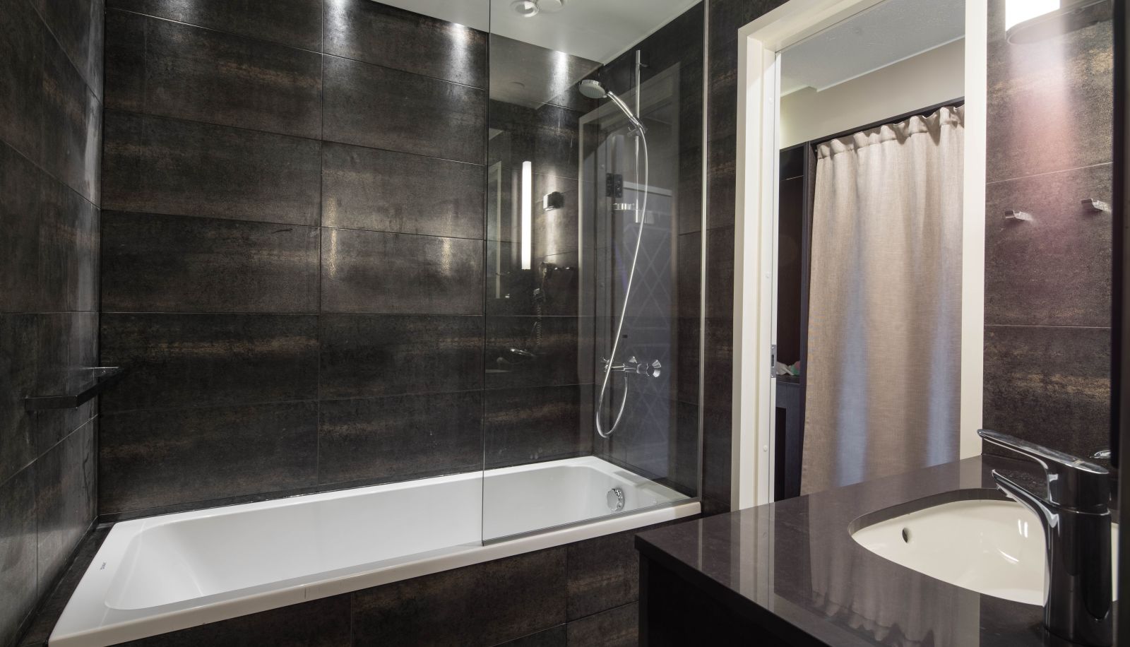 Badezimmer - Lapland Hotel Oulu