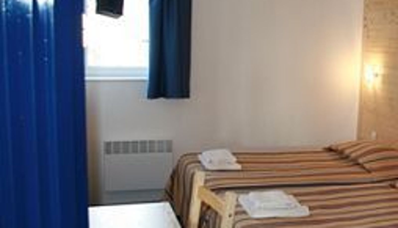 Zimmer - Kyriad Direct Dreux