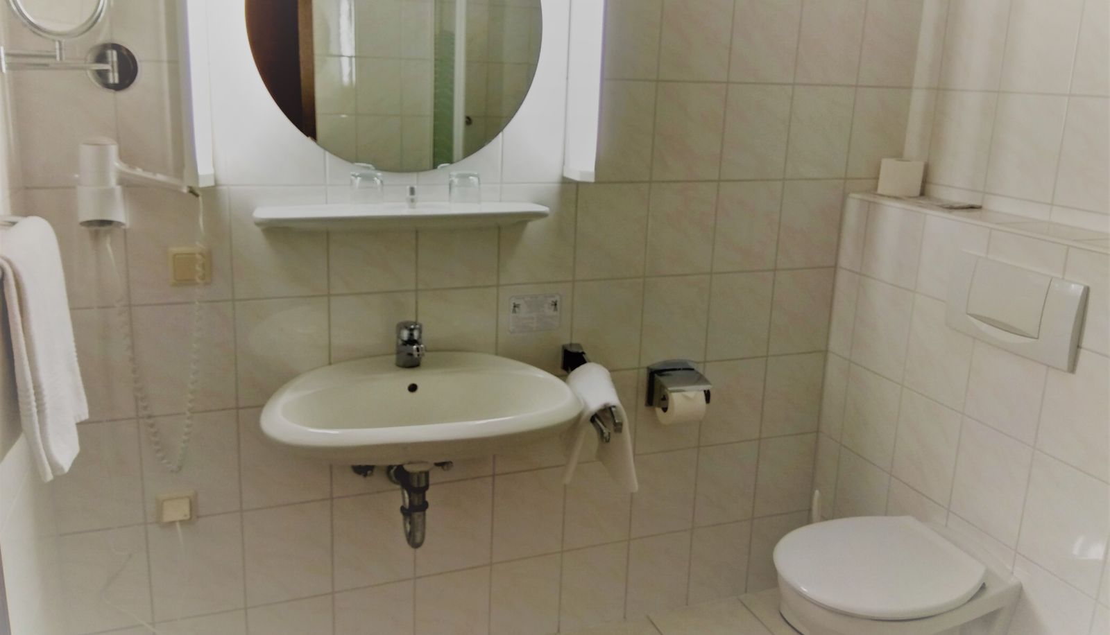Cuarto de baño - Webel Winzergarten Hotel-Restaurant