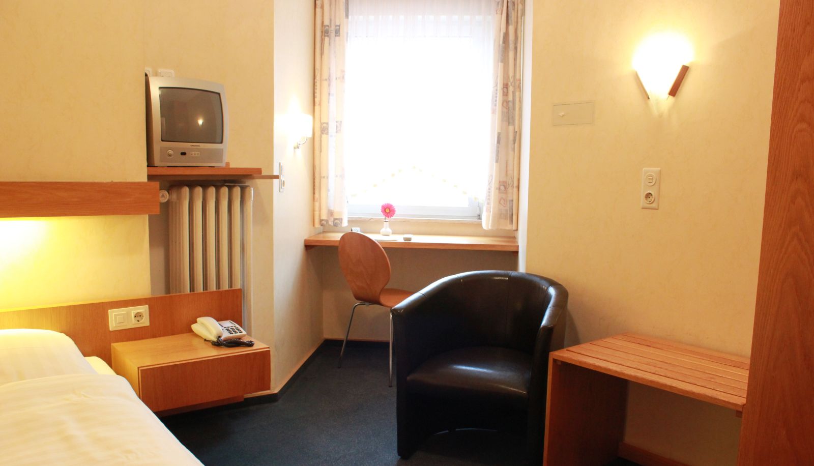 Standardzimmer (Einzel) - City Hotel Schönleber