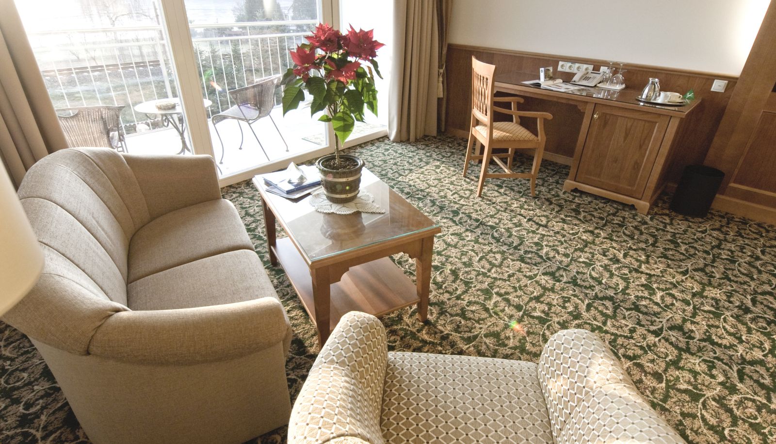 Zimmer mit Flussblick - Gartenhotel & Weingut Pfeffel