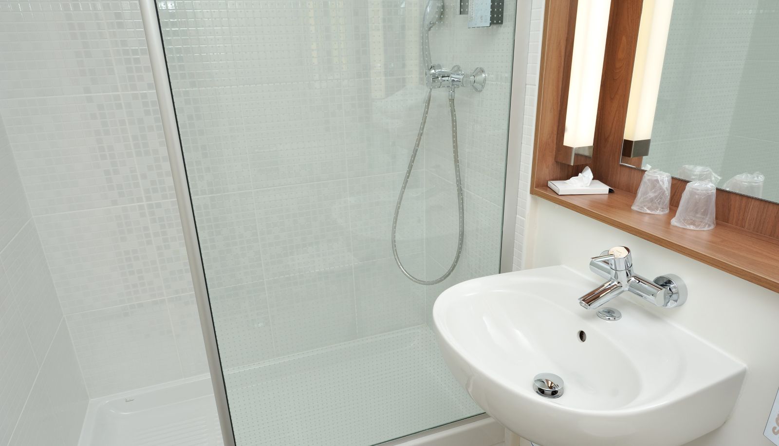 Badezimmer - Campanile - L'ISLE D'ABEAU - Bourgoin Jallieu