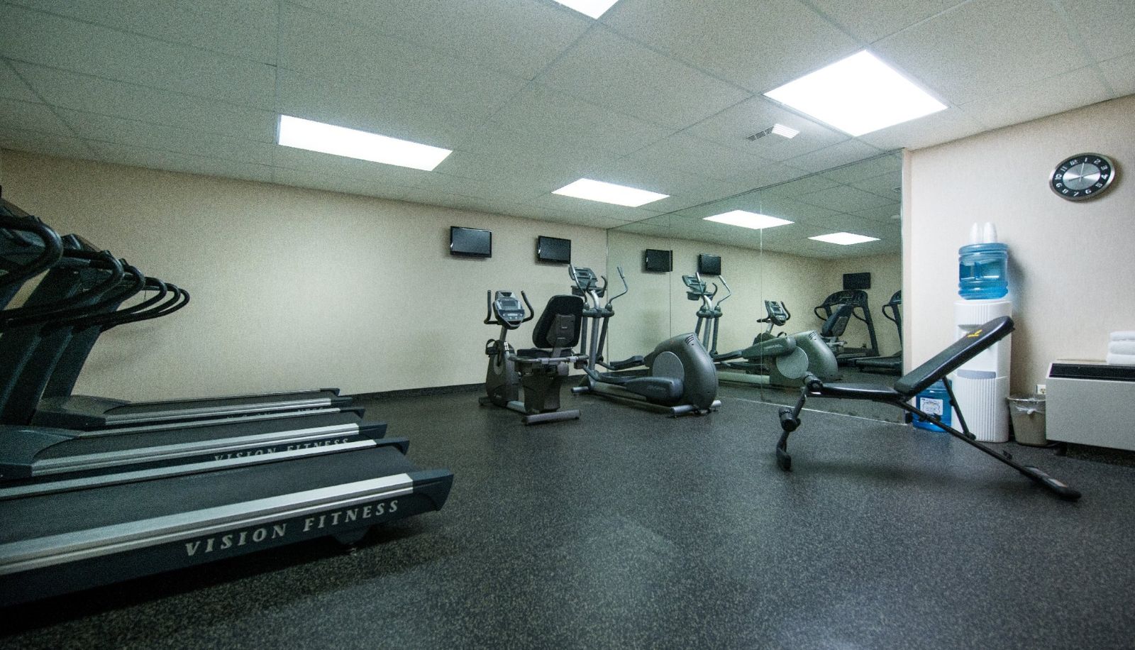 Wellness and fitness area - Superior Inn Hotel and Confere