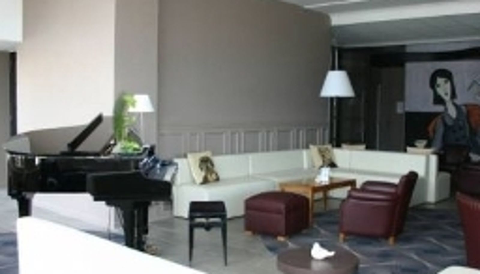Hotel interior - Grand Hôtel d'Orleans