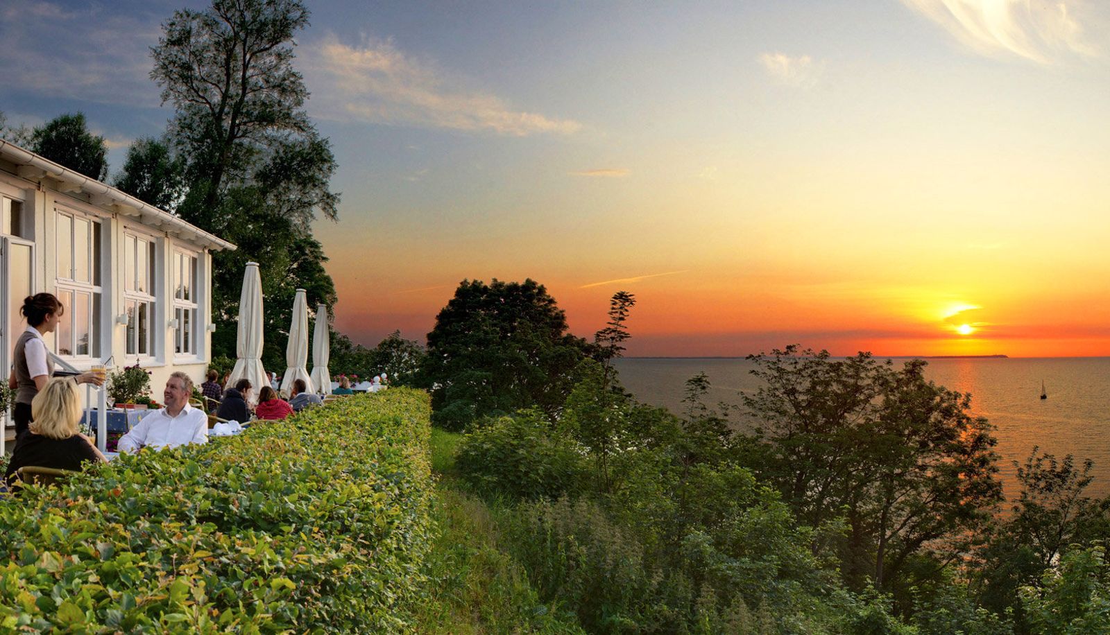 Hotel outdoor area - Panorama