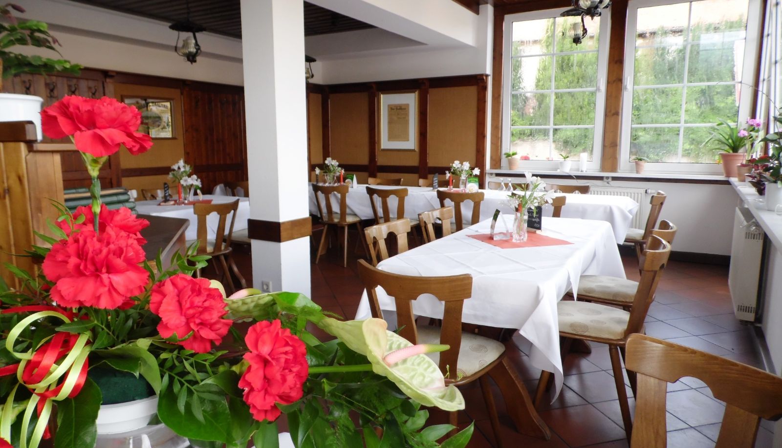 Frühstücksraum innerhalb des Restaurants - Zur Weintraube