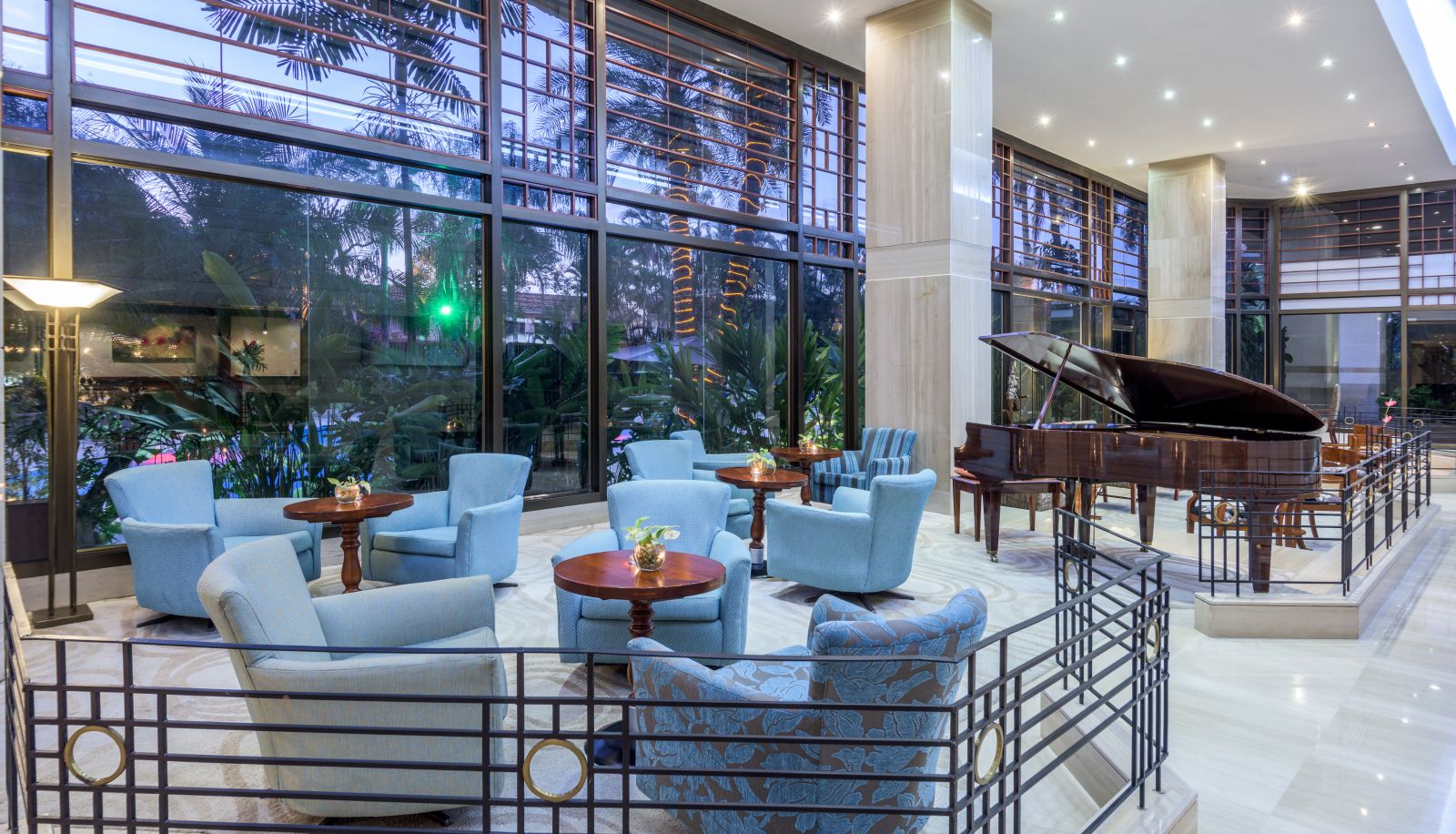 Lobby - NH Royal Cali