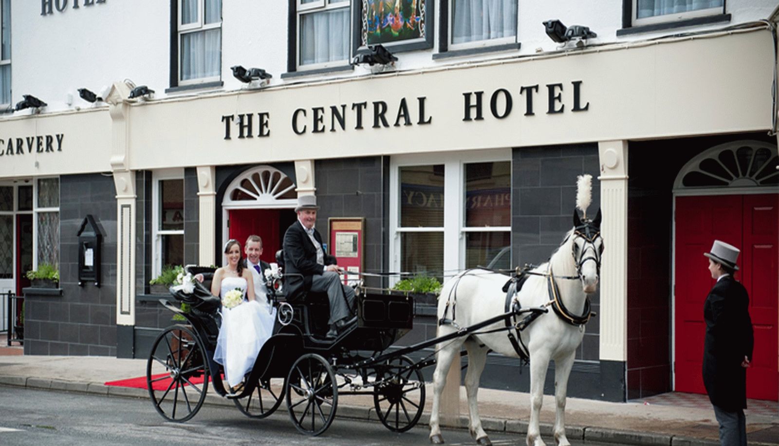 Area esterna dell'hotel - The Central Hotel Donegal