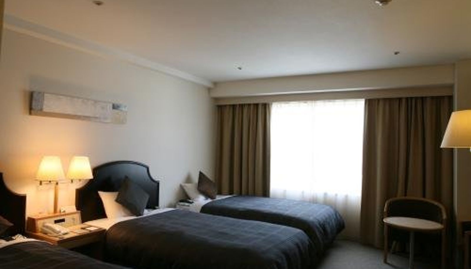 Room - Cypress Garden Hotel