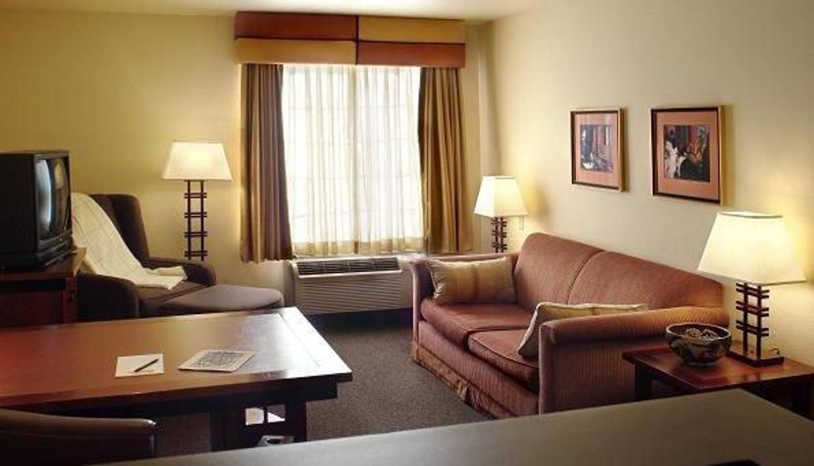 Lobby - Larkspur Landing Hillsboro Extended Stay