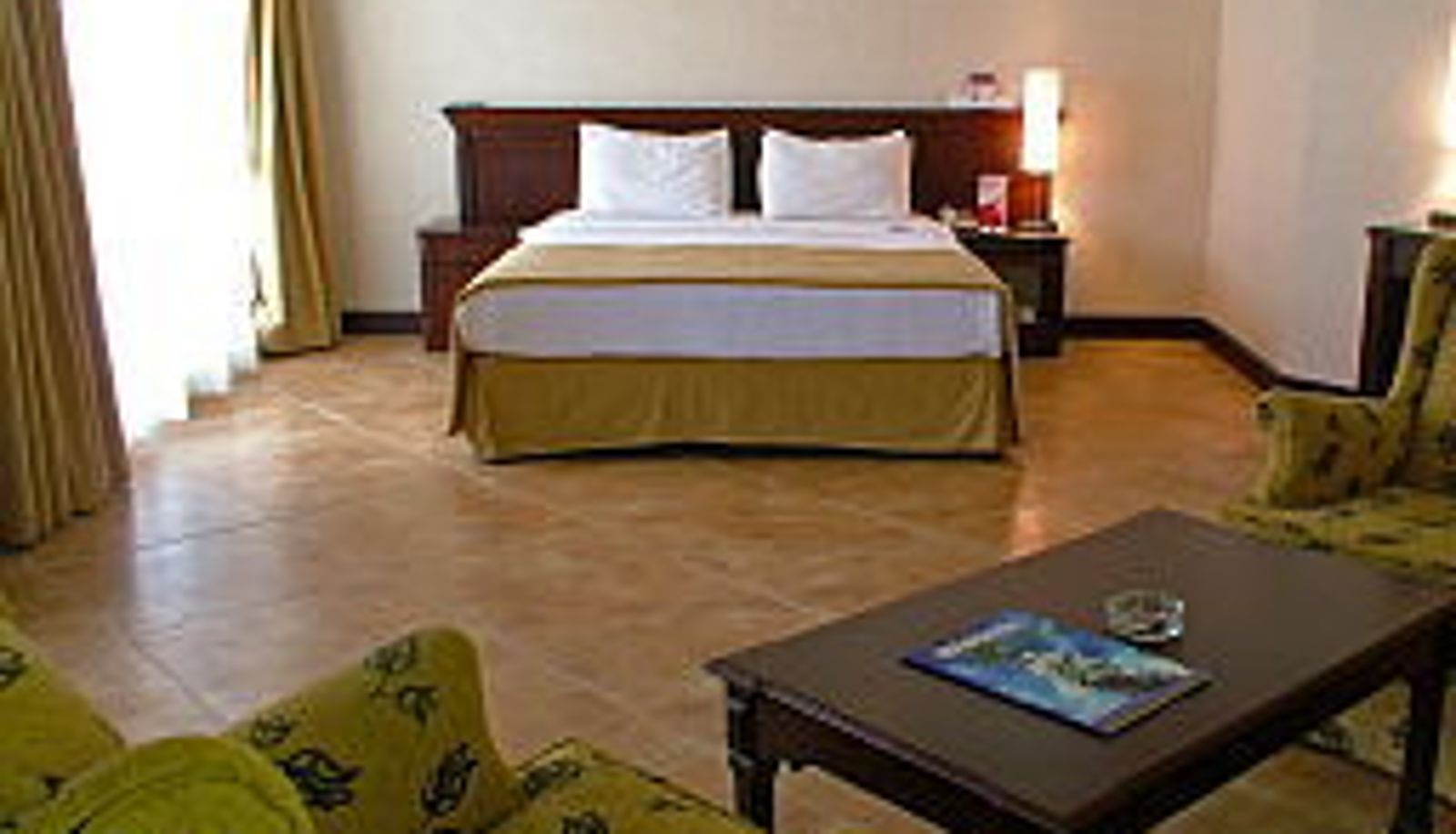 Suite - Julian Marmaris