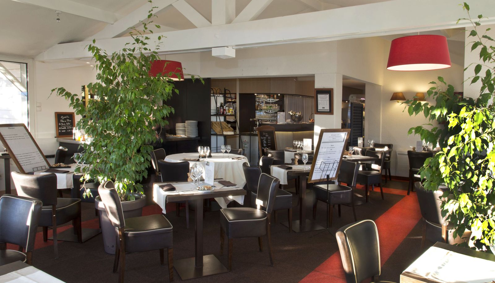 Restaurante - Kyriad - Orleans La Chapelle St Mesmin