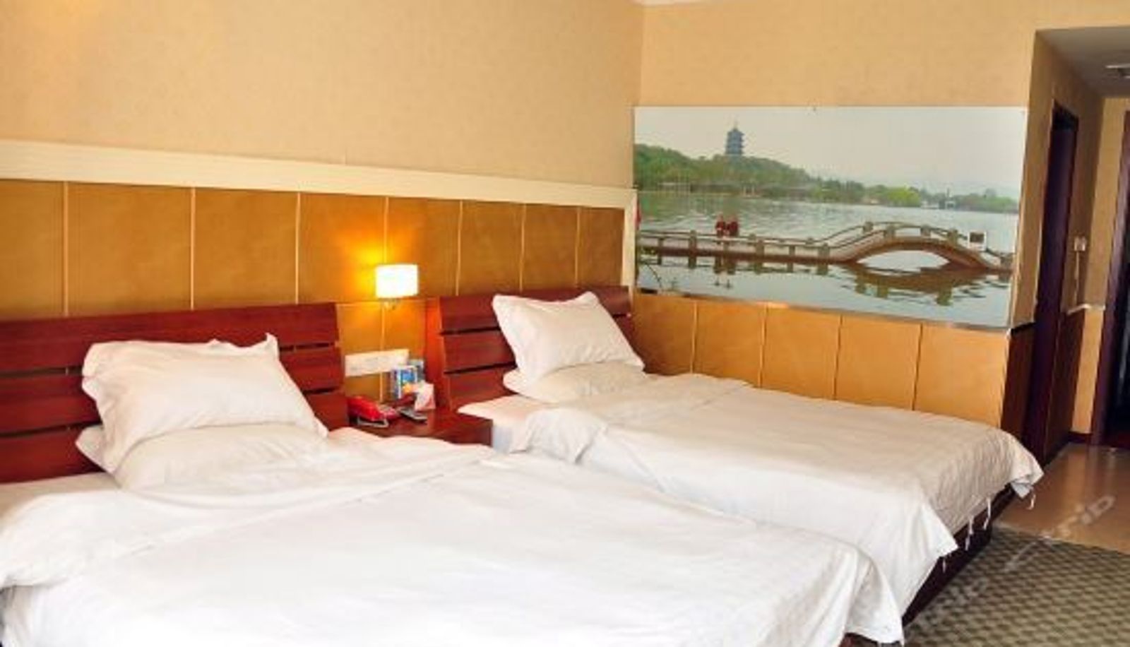 Camera business - Yalun Hotel