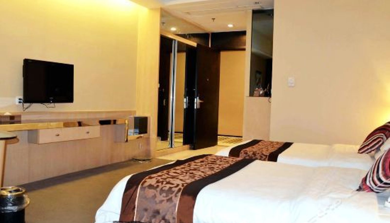 Chambre Supérieure - I Feel Hotel