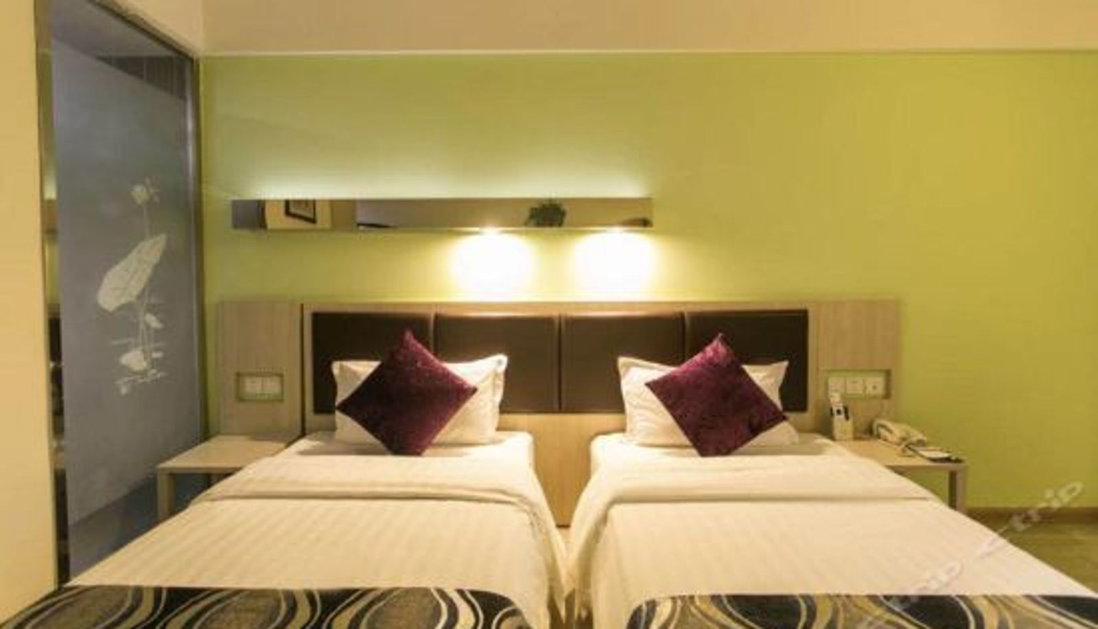 Business room - FX Inn (Suzhou Railway Station Wanda Plaza)