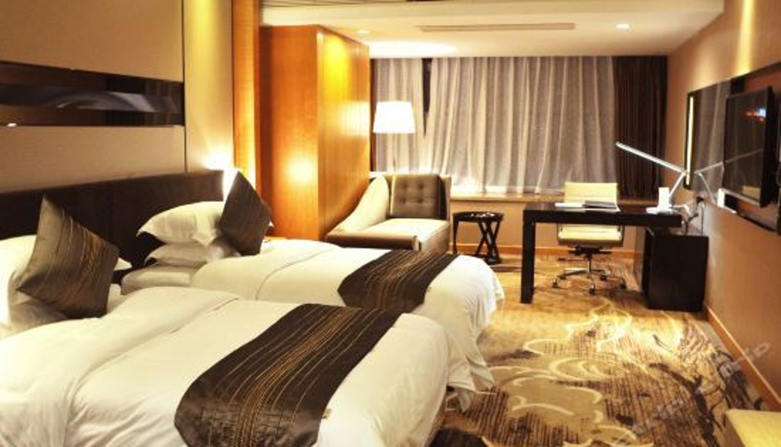 Habitación de categoría superior - Austin Park Lane Hotel
