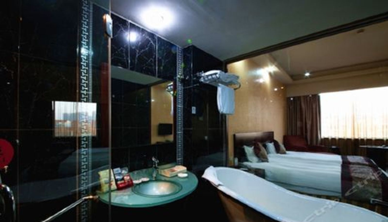 Widok wnętrza - Huatian Business Hotel